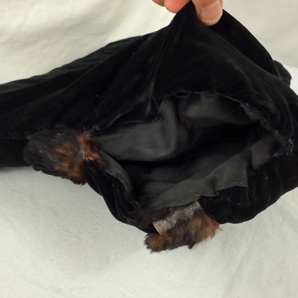 Vintage Brown and Black Fur Hand Warmer Purse Velvet Backing Zipper - Picture 9 of 14